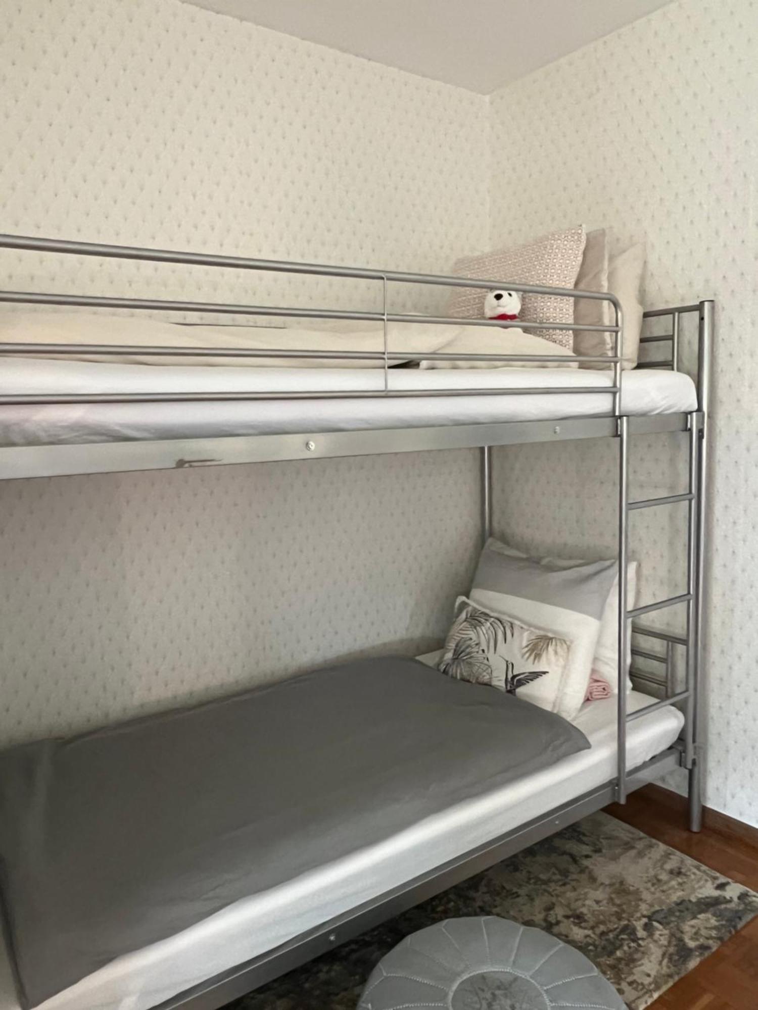 Champel Cozy Hostel *